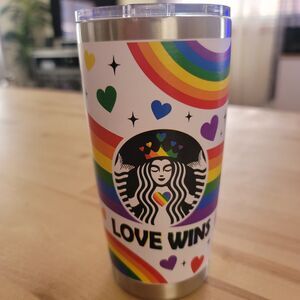 'LOVE WINS'  LGBTQ PRIDE Colorful Rainbow Hearts Vacuum Sealed Tumbler NEW
